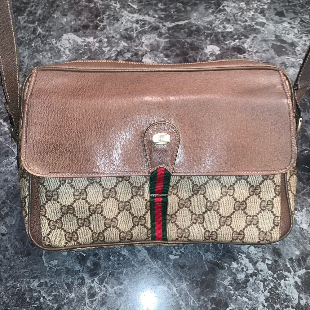 Authentic Vintage Gucci crossbody bag purse